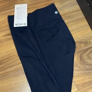 Lululemon super high rise 28” wunder under leggings